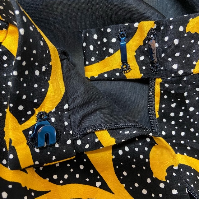 #snc ギンザマギー 銀座マギー セットアップ スカートスーツ 黒 黄色 ドット 柄 レディース [822299]_画像7