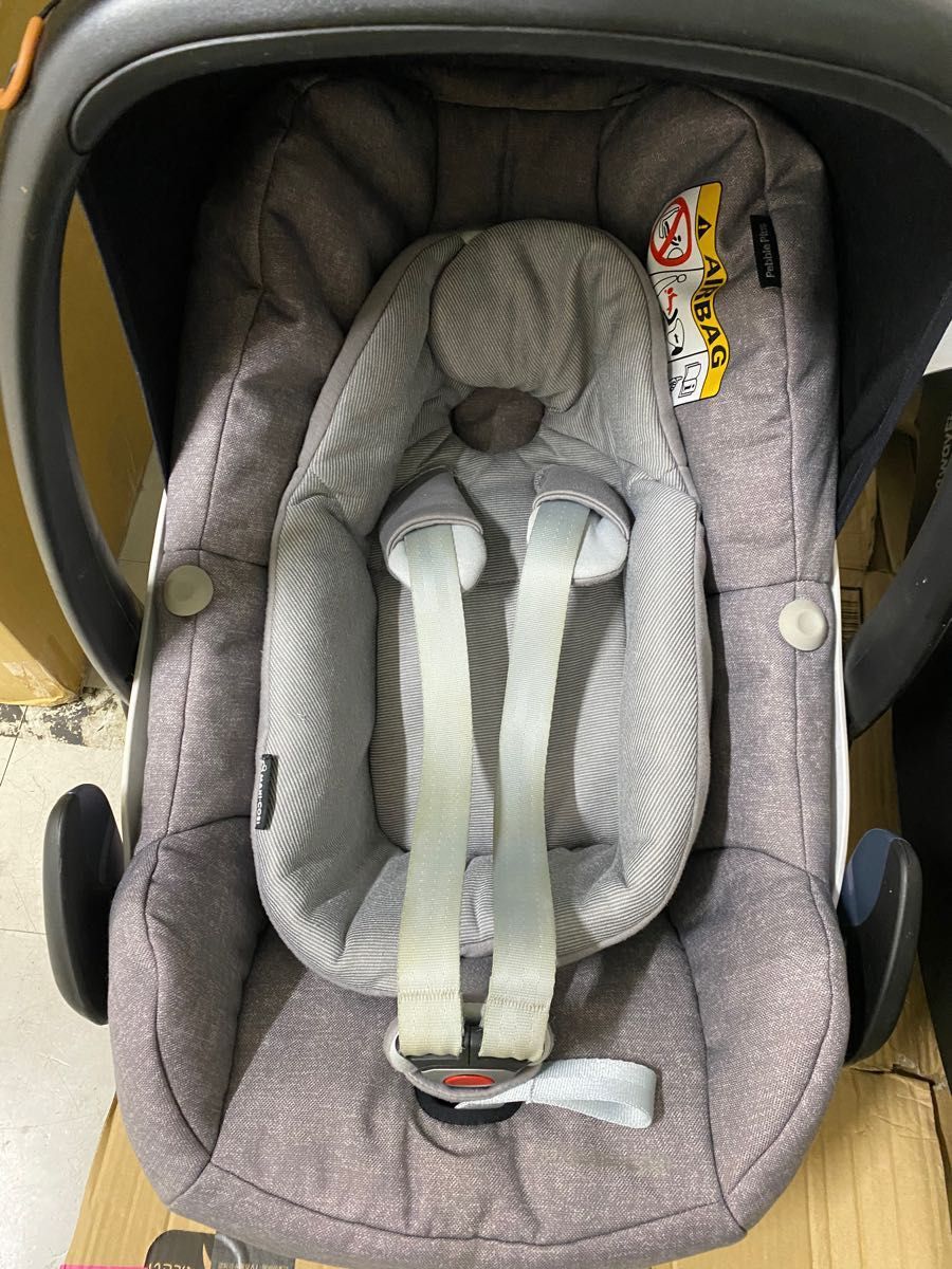 マキシコシ ペブル プラス isofix 2wayFix ベース ベビーシート-