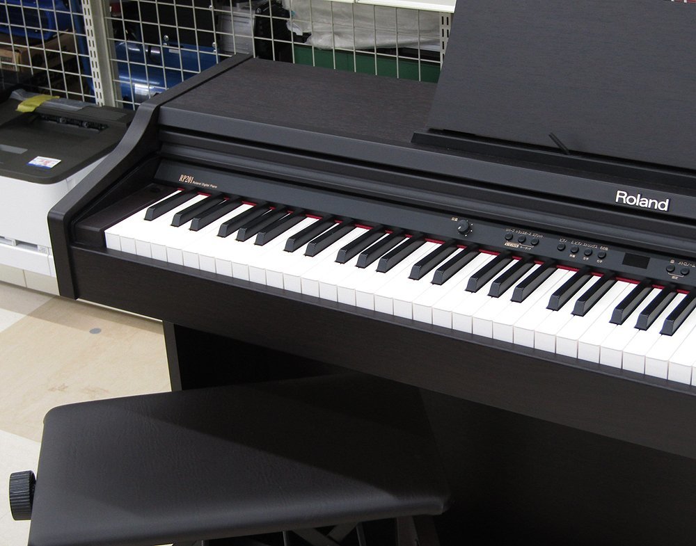 ●札幌市及び近郊地域限定商品 Roland ローランド RP201-RW 電子ピアノ 88鍵盤 2010年製 椅子付属 中古品 動作確認済み