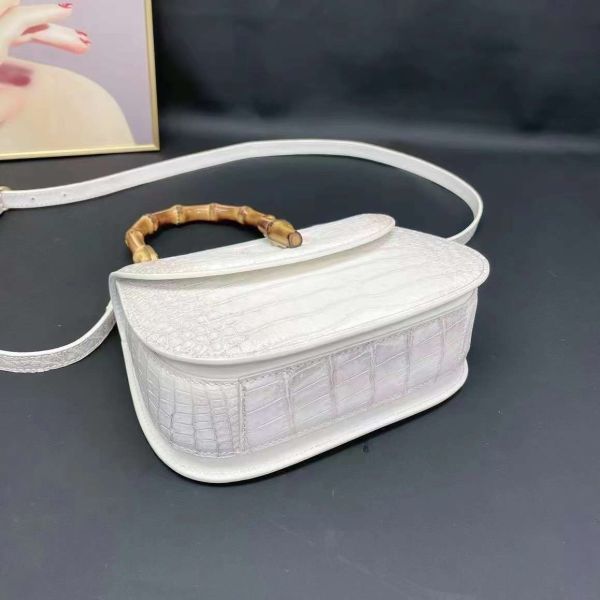 himalaya white! crocodile leather bamboo steering wheel wani leather lady's bag handbag shoulder bag Mini bag 2WAY