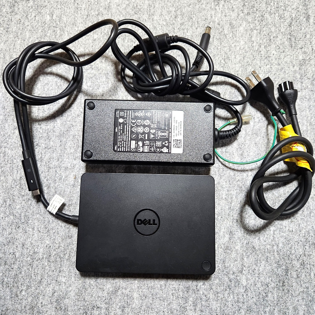 Dell Thunderbolt Dock WD15 4K ドッキングステーション K17A USB Type