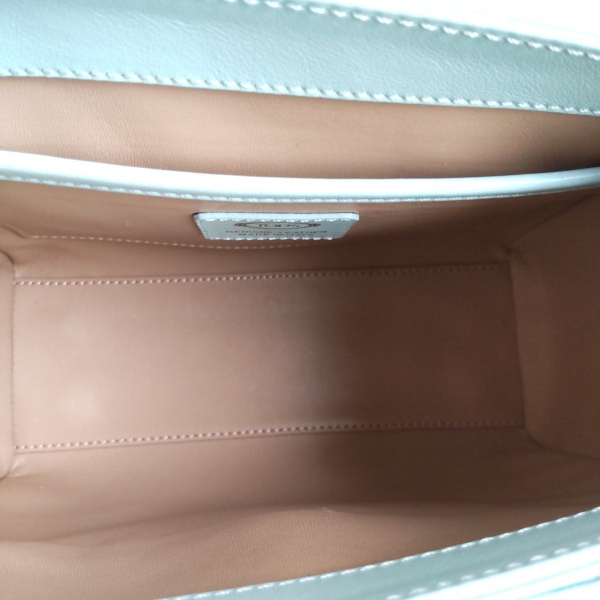 美品 TOD'S トッズ タイムレス ハンドバッグ ミニ ショルダー 美品 TOD'S トッズ タイムレス ハンドバッグ ミニ ショルダー