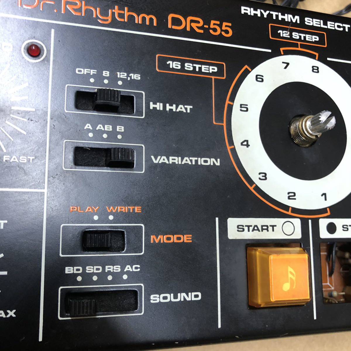 ボス BOSS ローランド ROLAND DR-55 リズムマシン ドラムマシン