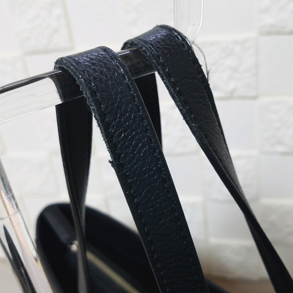 [ beautiful goods ] Agnes B boya-ju tote bag leather A4 storage possibility black 