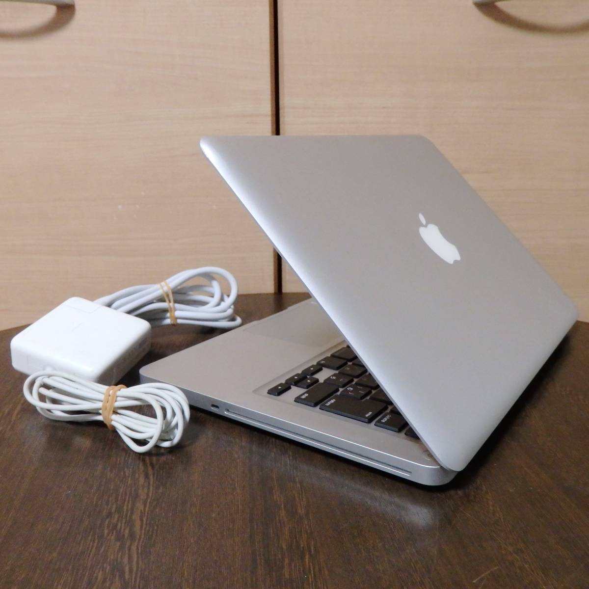 □MacBook Pro 13.3（Core i5 2.3GHz/8GB/SSD 1TB/9回）カスタマイズ 