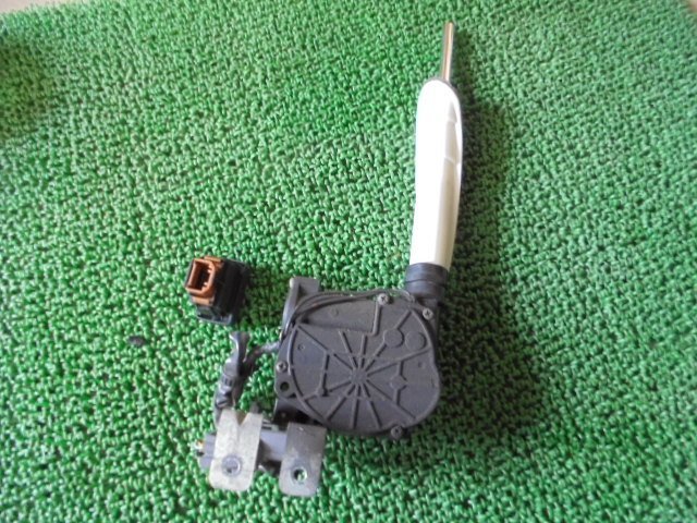 7ES2567 CJ2)) Honda Insight ZE2 previous term model G original front bumper electric corner pole switch attaching YTA09B10