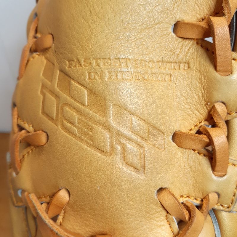 NIKE 日本製 松坂大輔モデル 100勝記念 限定生産 ナイキ M18 NIKE 日本製 松坂大輔モデル 100勝記念 限定生産 ナイキ M18