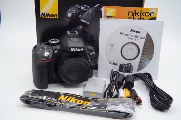 最新デザインの 【新品級】Nikon #210-1 ボディ D5300 ニコン