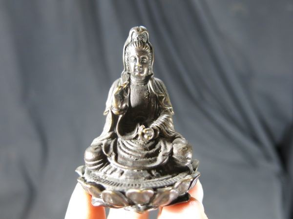 ヤフオク A 銅製白衣観音 中国 仏像 銅製 金工