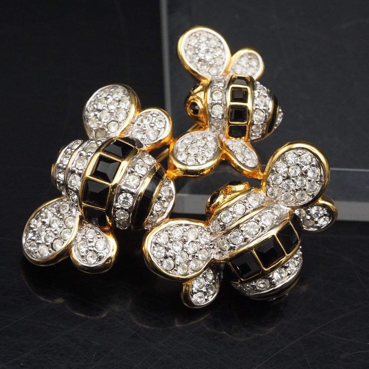 C933 スワロフスキー SWAROVSKI ブローチ ハチ ミツバチ 蜂 昆虫 C933 スワロフスキー SWAROVSKI ブローチ ハチ ミツバチ 蜂 昆虫