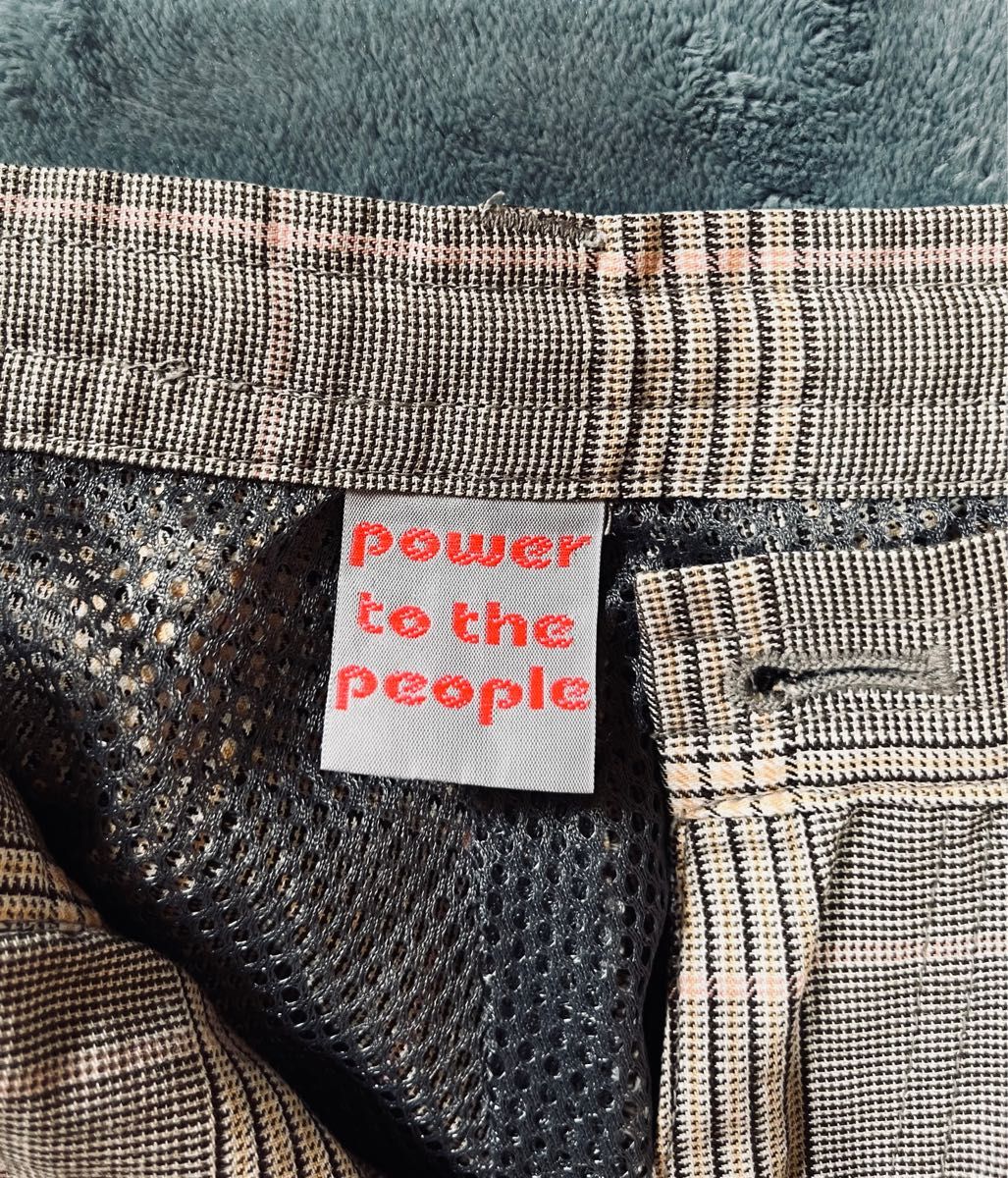 チェックパンツ　Mサイズ　ウエスト紐付き　Power to the people