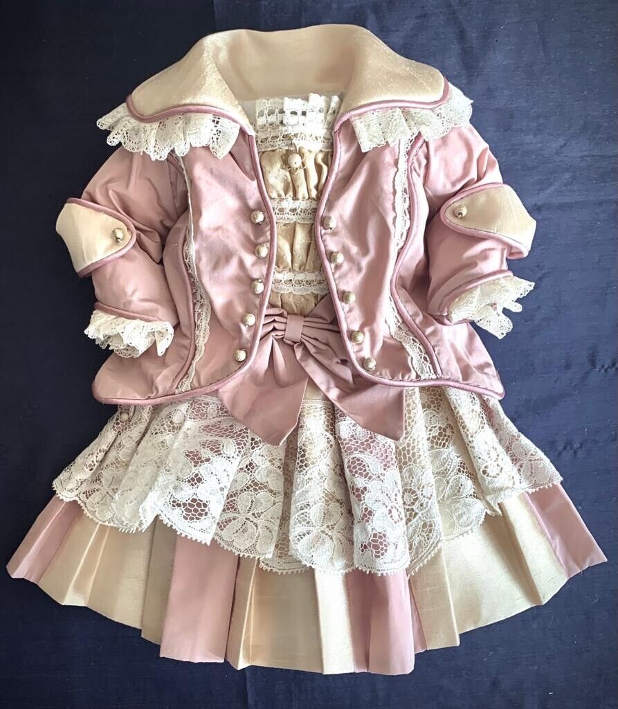 ビスクドール用ドレス 50cmの人形用 ピンク/ベージュ アンティークとヴィンテージの生地 イギリス専門工房 フレンチスタイル