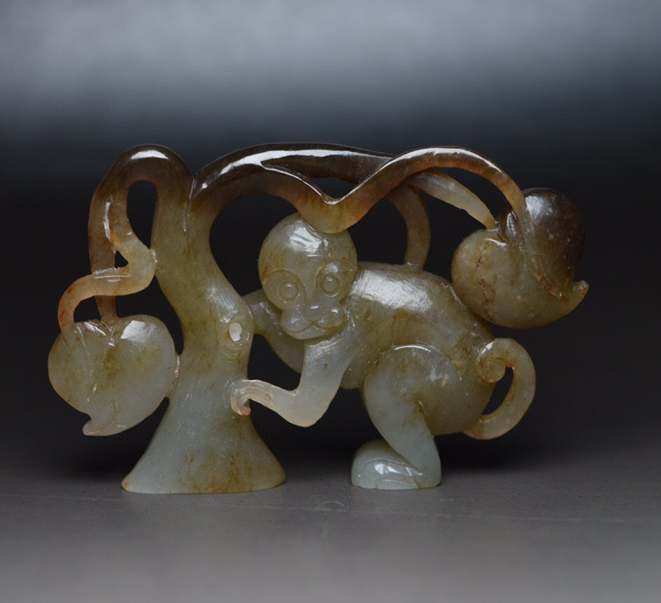 ▽鴻▽ 和田玉製 細密彫 靈猴獻寿 置物 古賞物 中国古玩 中国古美術-