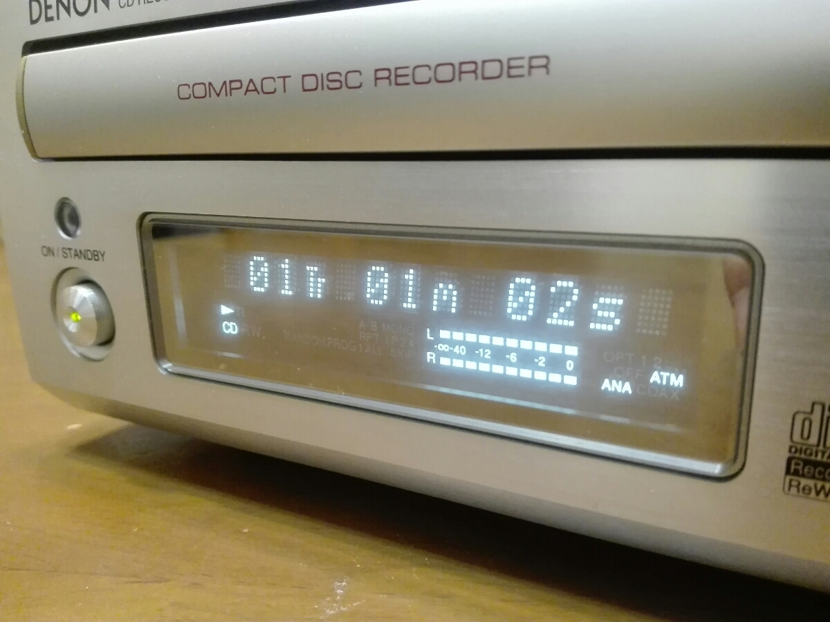 DENON（天龍）CD錄音機CDR-M30 CD播放OK，皮帶更換    原文:DENON（デノン）CDレコーダー CDR-M30 CD再生OK、ベルト交換済み