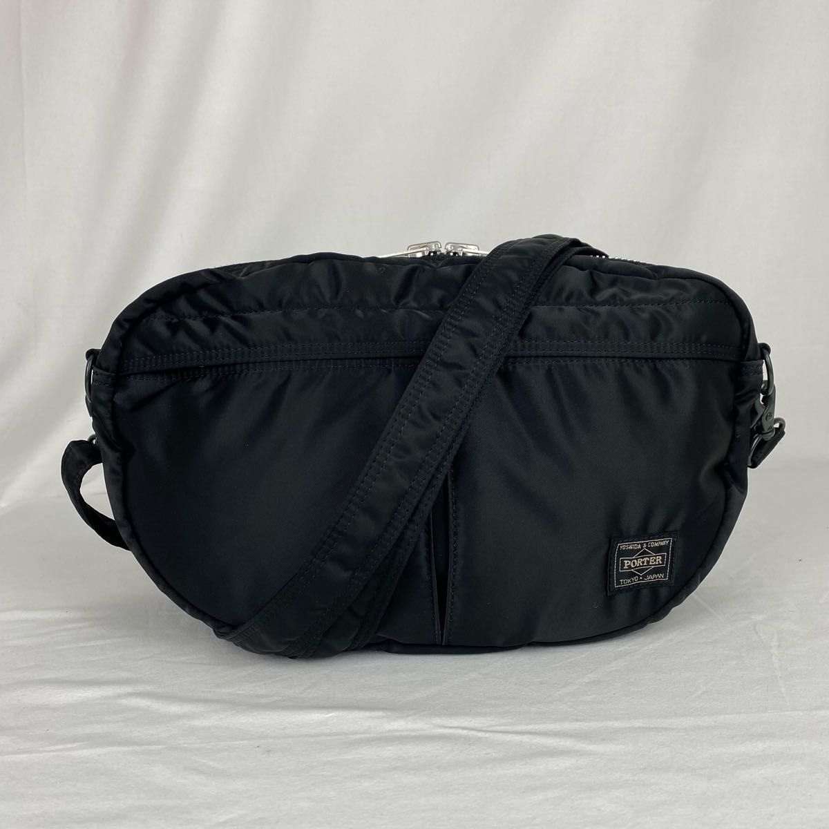 最新型】PORTER / TANKER SHOULDER BAG / 三日月 ポーター 最新型】PORTER / TANKER SHOULDER BAG / 三日月 ポーター