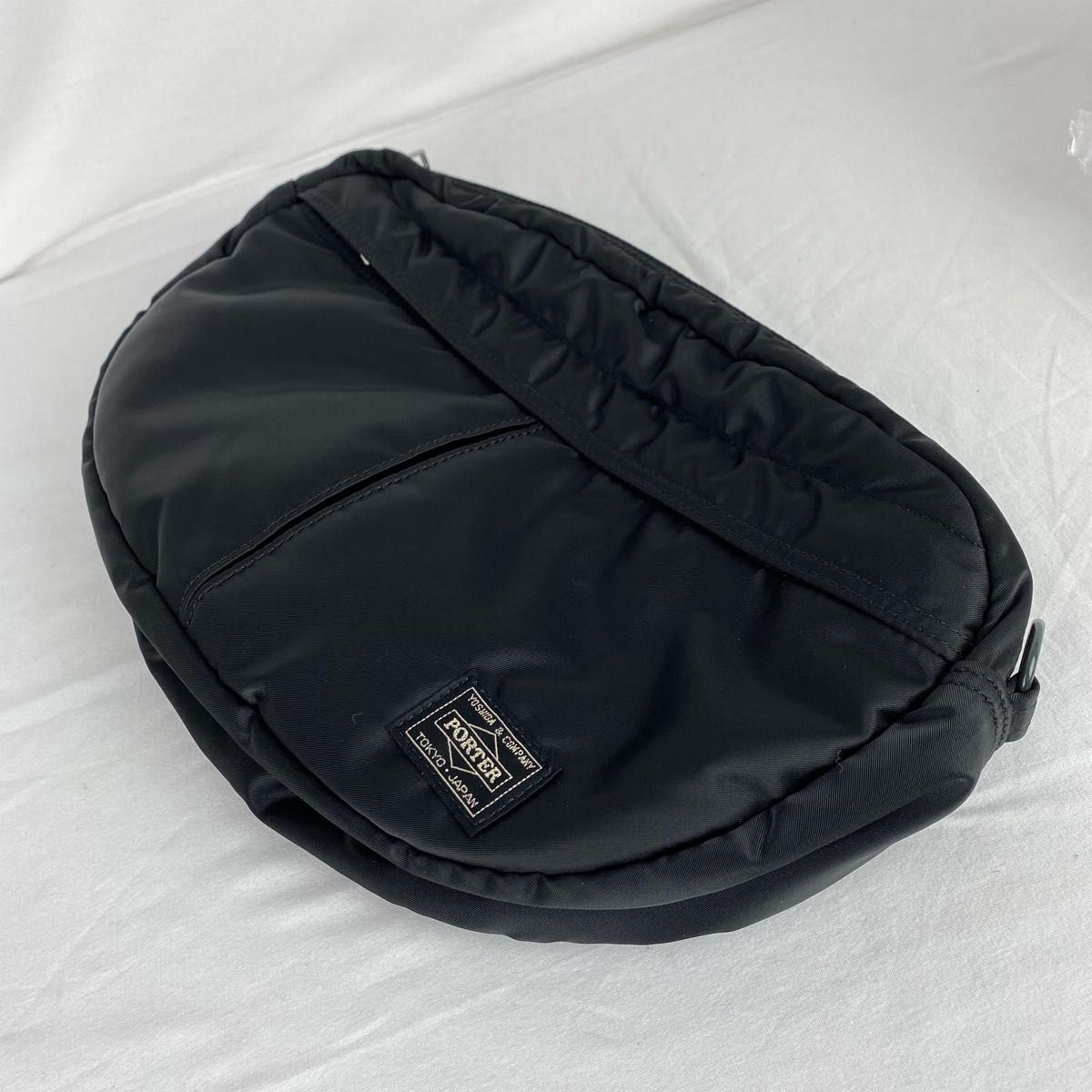 最新型】PORTER / TANKER SHOULDER BAG / 三日月 ポーター 最新型】PORTER / TANKER SHOULDER BAG / 三日月 ポーター