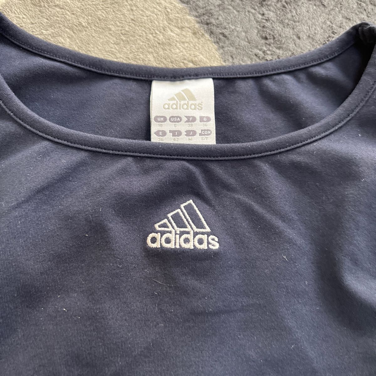 adidas タンクトップ M