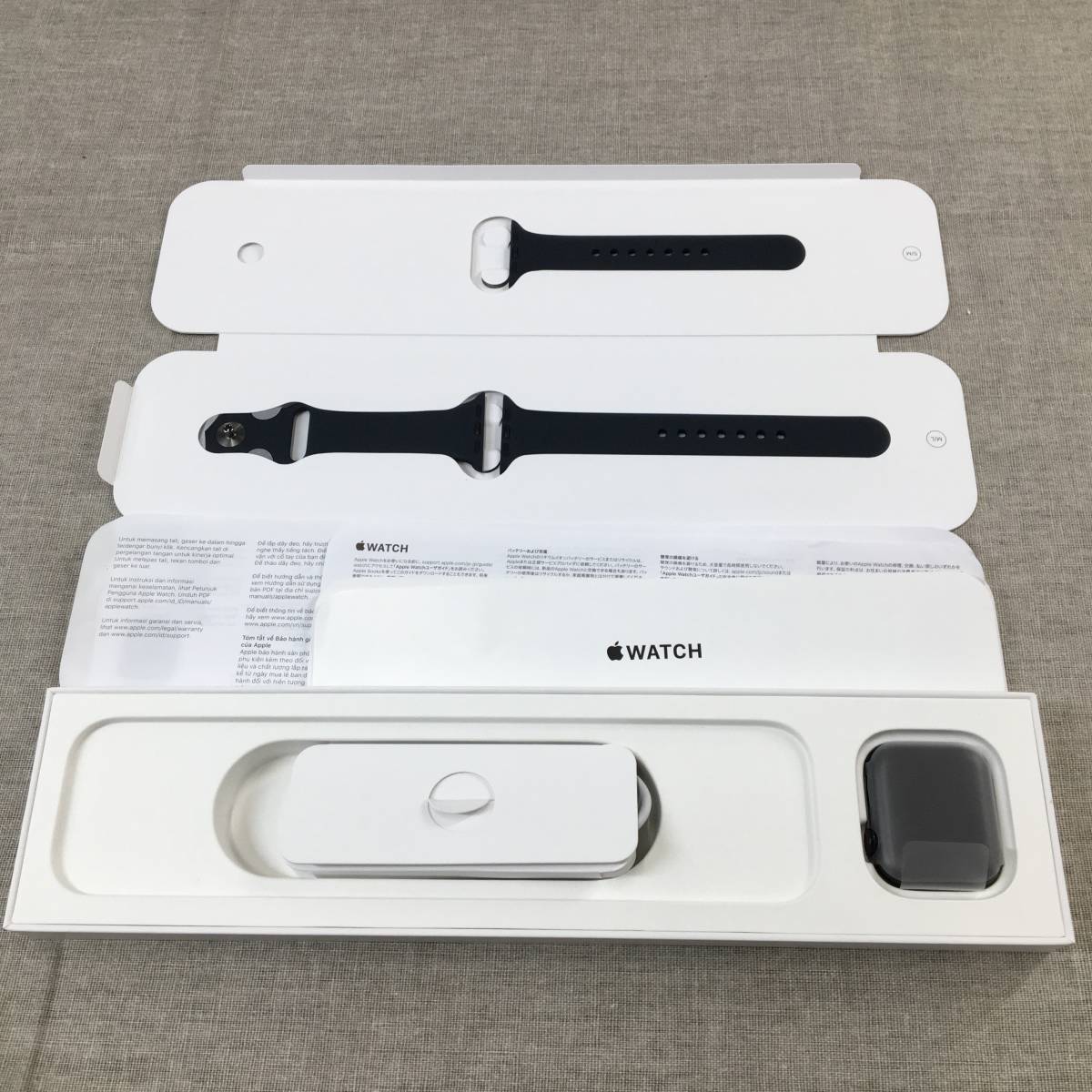 Apple Watch SE第2世代 GPS + Cellularモデル、 mmケース