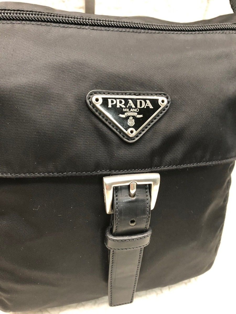 PRADA プラダ ナイロンショルダーバッグ 白タグ32 美品|Yahoo PRADA プラダ ナイロンショルダーバッグ 白タグ32 美品|Yahoo