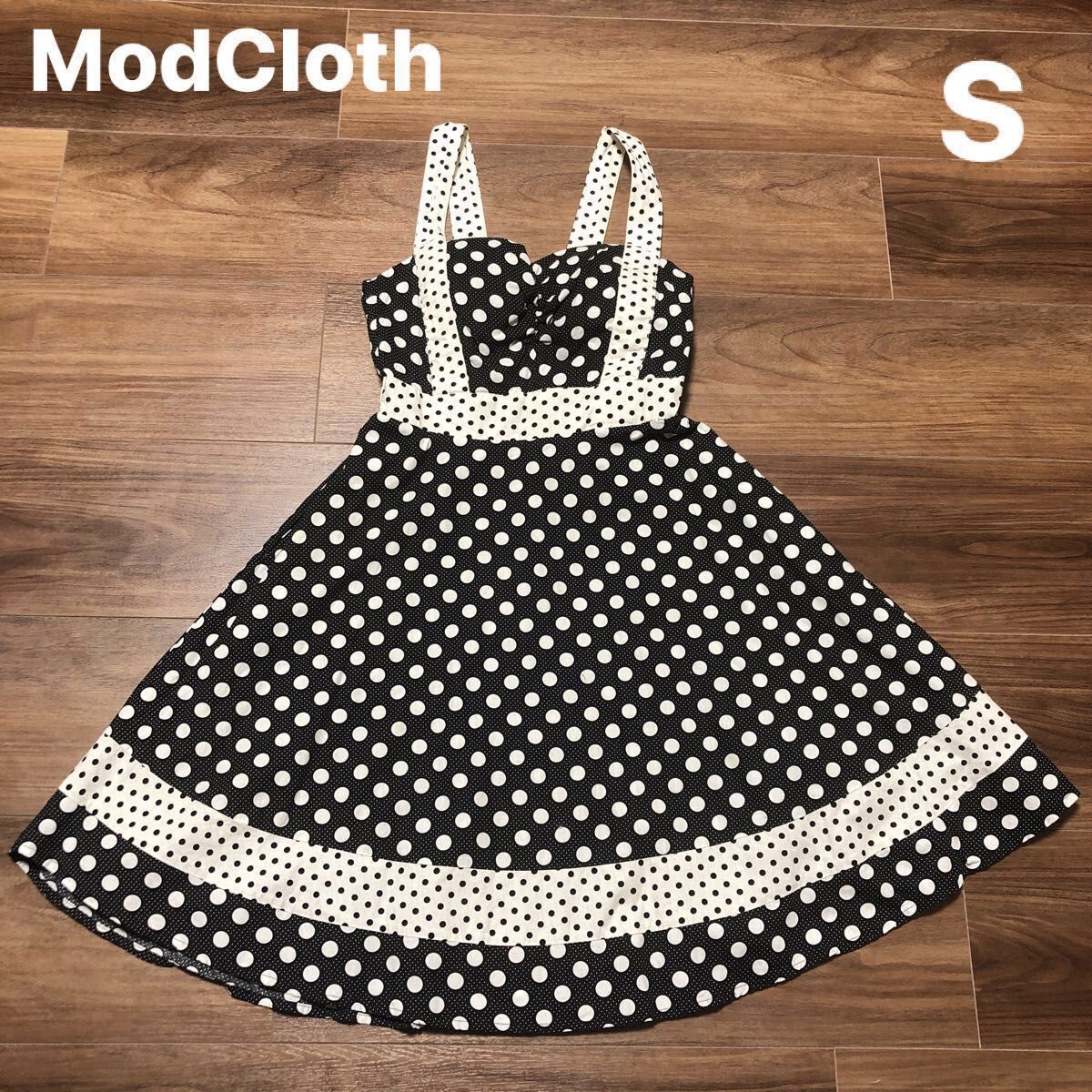 ModCloth 100%コットンワンピース　Sサイズ　ノースリーブ　ポルカドット　水玉　レトロ　美品　キャミワンピース　ロリータ