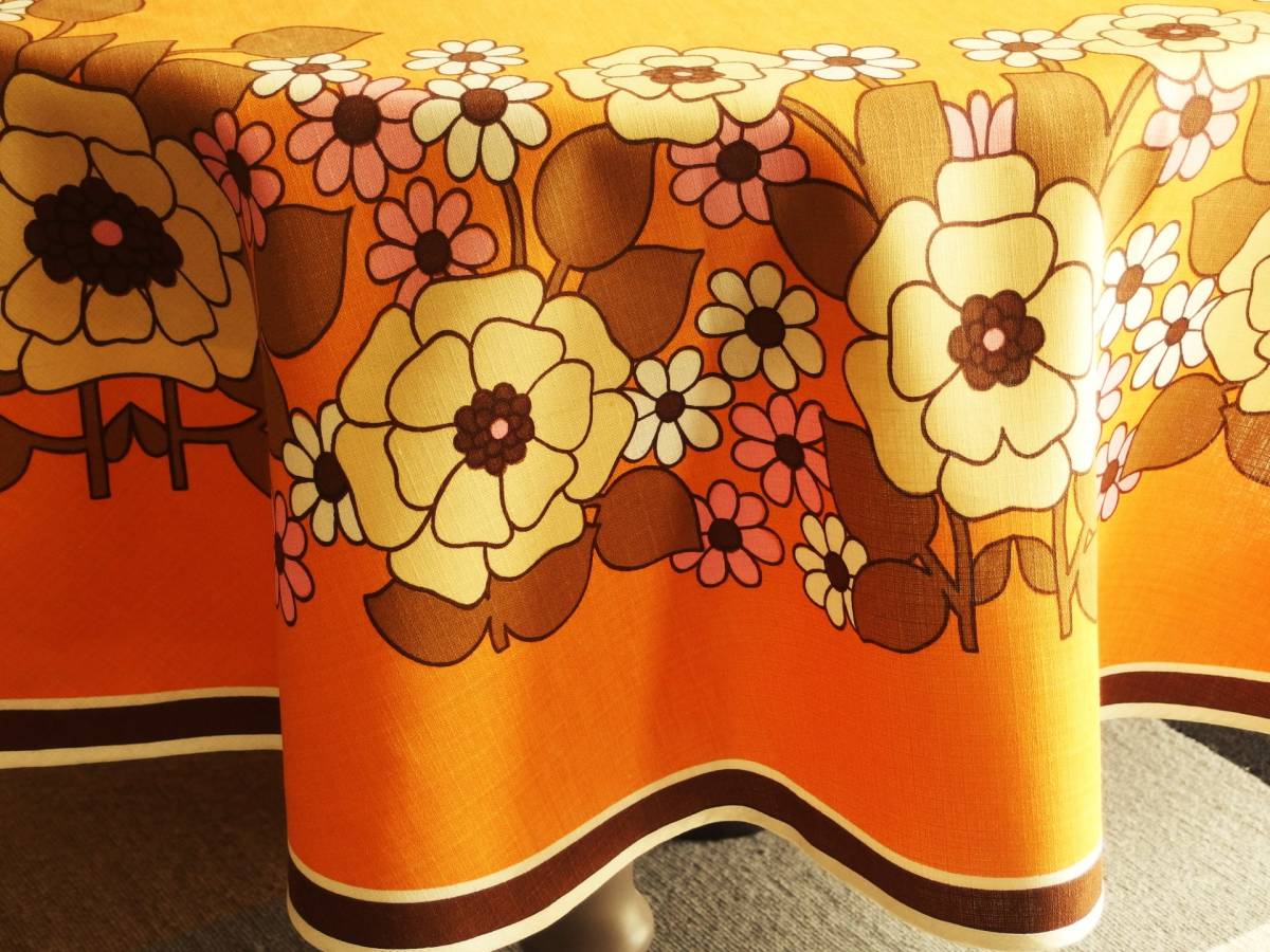  Швейцария производства Vintage & retro Showa Retro раунд скатерть ( круг . скатерть ) orange цвет . ретро цветочный принт узор 