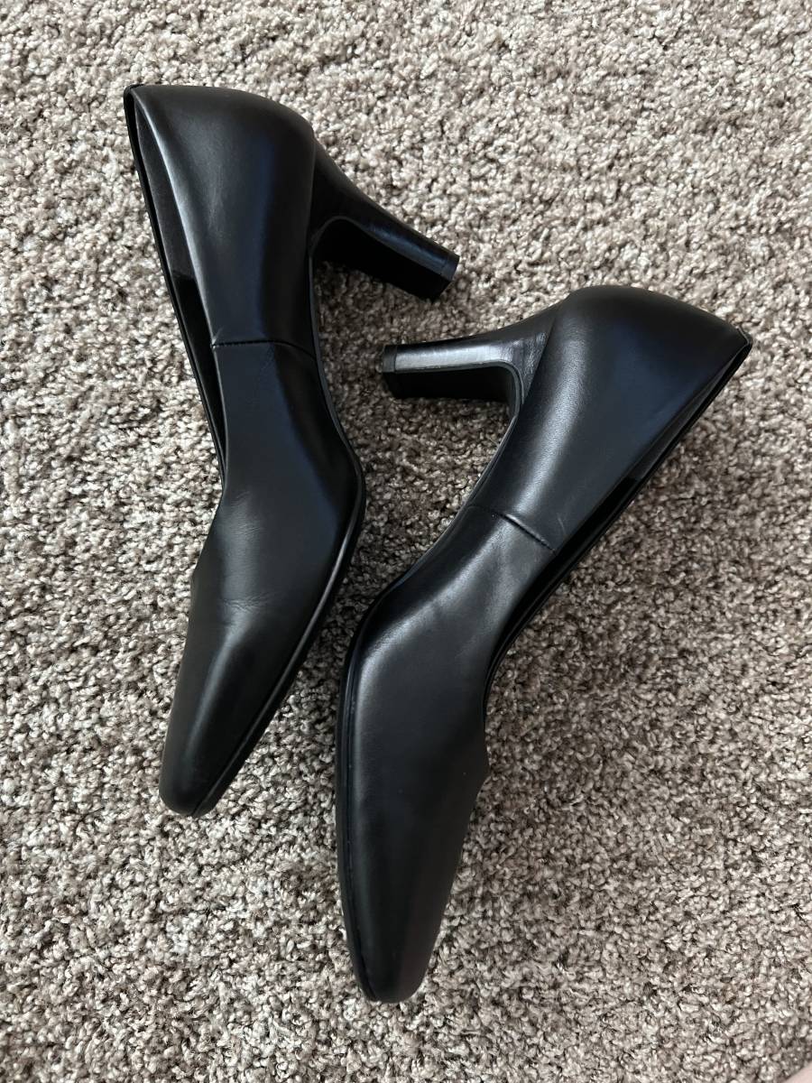 [ я предмет ]FEMININE Pitti натуральная кожа туфли-лодочки черный подошва подушка 22.5cm салон померить только превосходный товар . экспертиза праздничные обряды 2 десять тысяч иен степень 