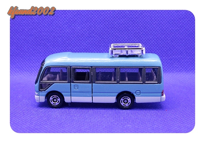 TOYOTA　COASTER　トヨタ　コースター　ロケバス　TOMY TOMICA　トミカ製　ミニカー　良品！_画像2