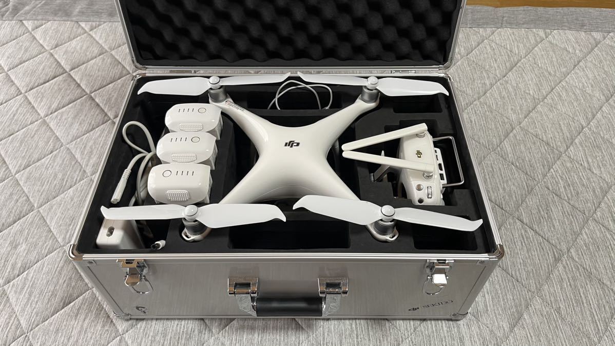 DJI Phantom 4 Pro＋ V2.0 ドローン 中古品 ジャンク品 専用ハード