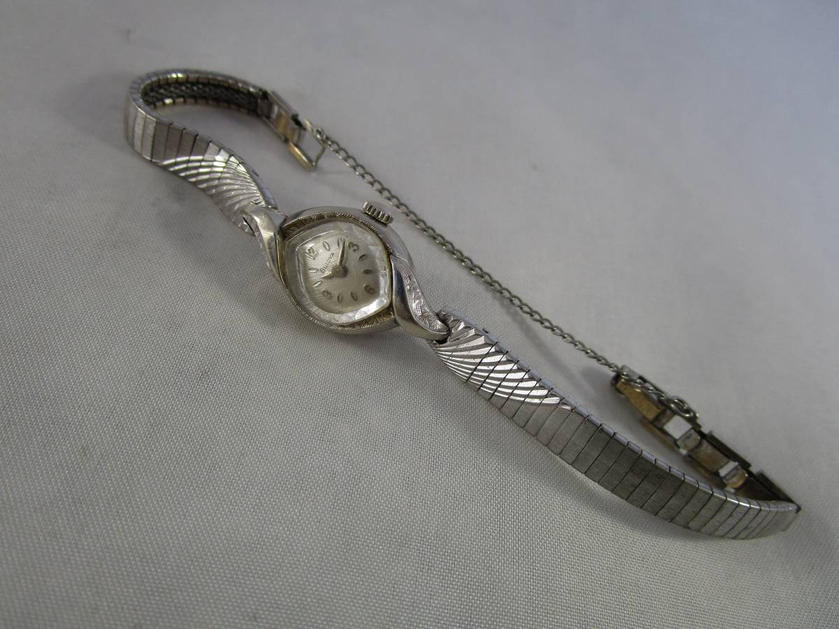 1971年製 BULOVA 手巻き腕時計 女性用 レディース アンティーク ヴィンテージ ウォッチ ビンテージ 時計 シルバー 銀色 アメリカ ブランド_画像6