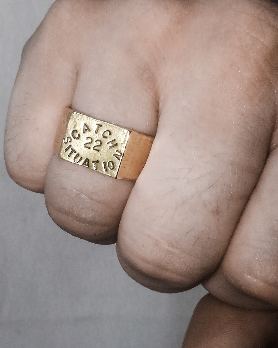 Brass hand made catch22 message ring 真鍮製 ハンドメイド メッセージ 印台 リング 第二次世界大戦 USAF WWⅡ 指輪 ジレンマ スラング_画像8