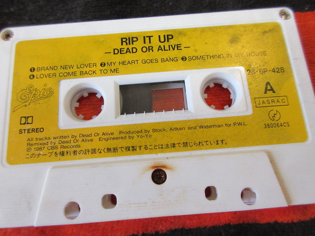 激レア！DEAD OR ALIVE カセットテープ「Rip it up」昭和レトロ・懐かしディスコソング・廃盤・歌詞カードあり_画像5