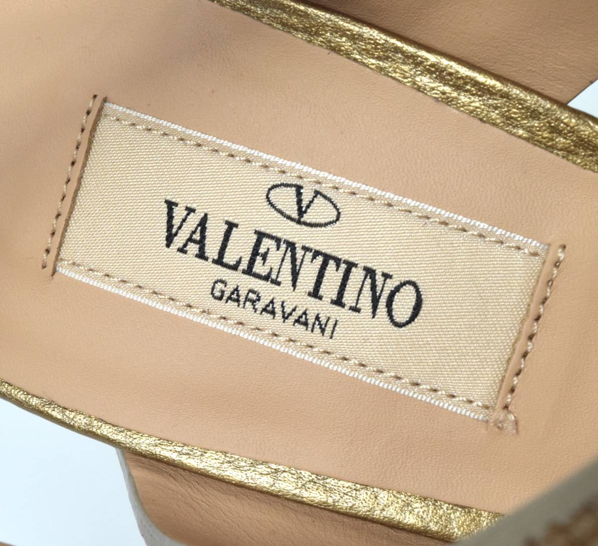 未使用 VALENTINO Garavani ヴァレンティノ スタッズ レザーサンダル 38.5 (25.5) ブロンズゴールド_画像7