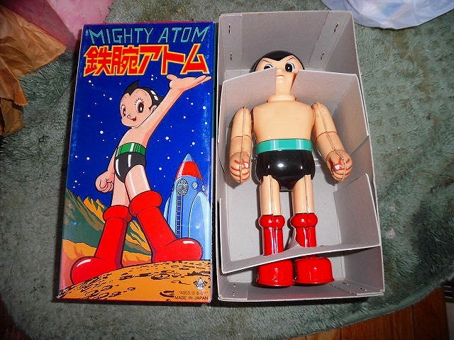 T20 Astro Boy tin plate zen my bili ticket association made in Japan hand .. insect several times only use?