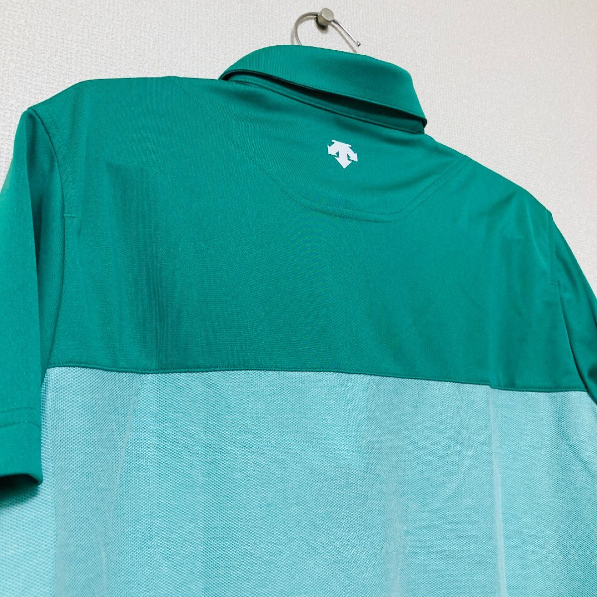 新品 スリクソン ゴルフウェア ポロシャツ メンズ グリーン 緑色 Mサイズ 松山英樹 マスターズ 速乾 爽やか  メッシュ