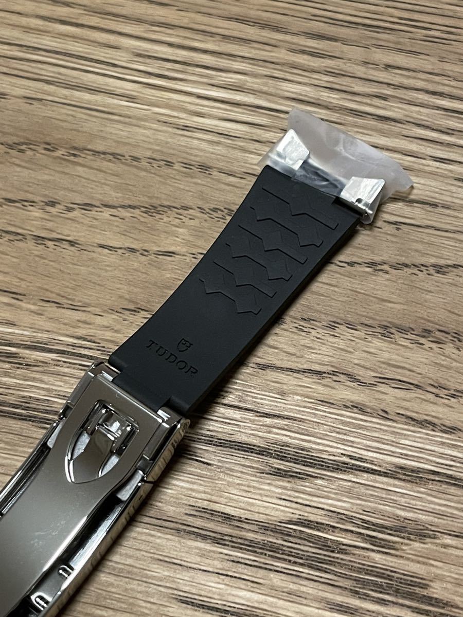 未使用品 定価8 9万円 チューダー TUDOR ブラックベイ54用 未使用品 定価8 9万円 チューダー TUDOR ブラックベイ54用