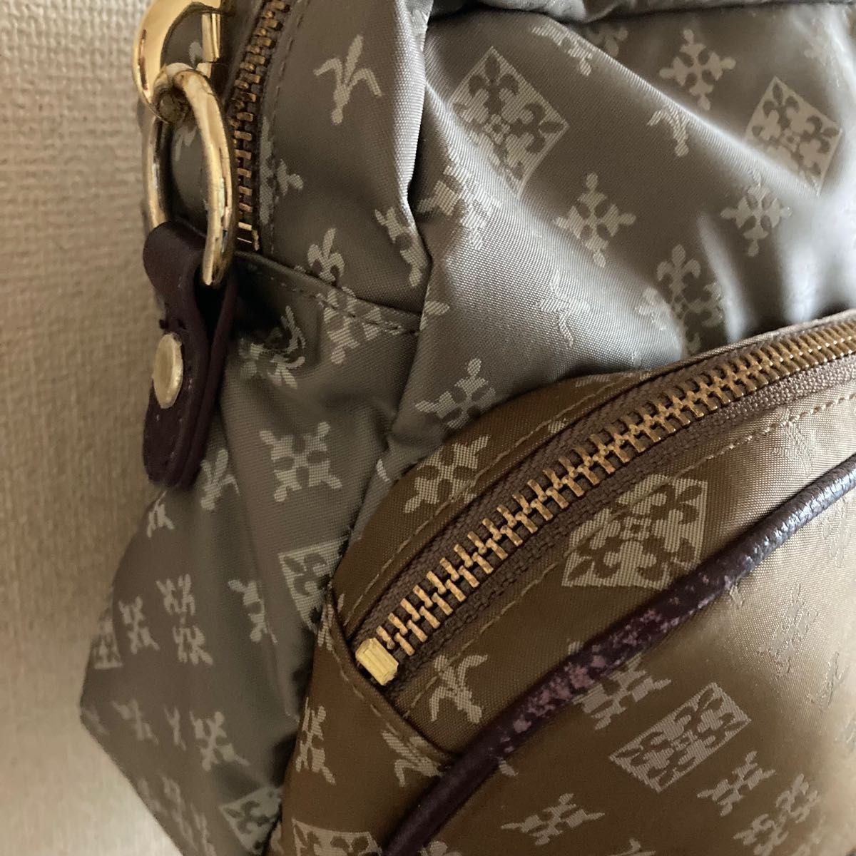 ラシット russet ショルダーバッグ 値下げしました|Yahoo ラシット russet ショルダーバッグ 値下げしました|Yahoo