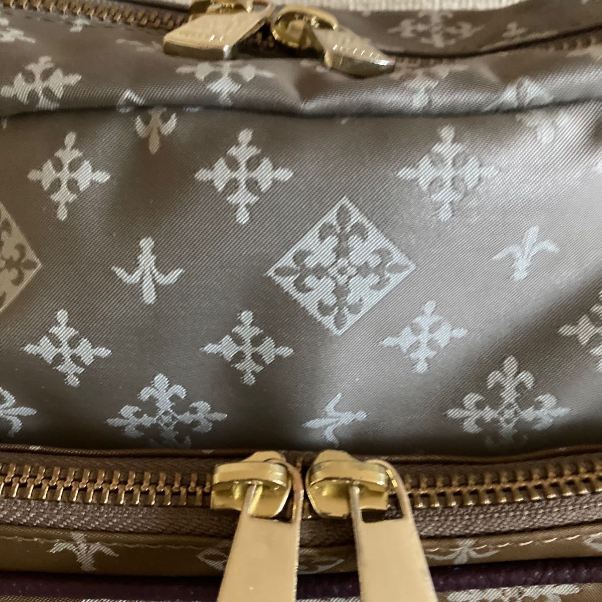 ラシット russet ショルダーバッグ 値下げしました|Yahoo ラシット russet ショルダーバッグ 値下げしました|Yahoo