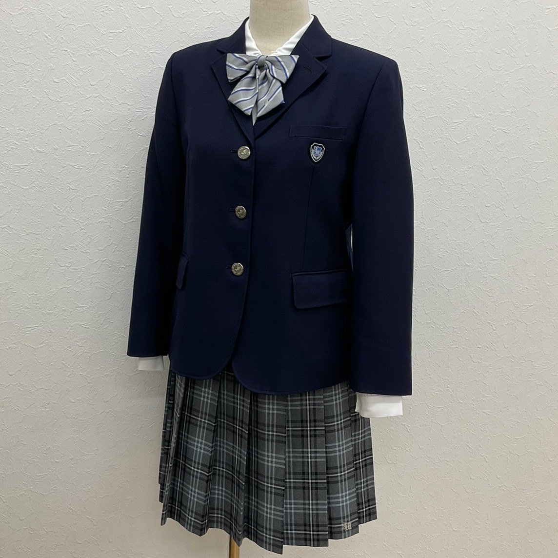 新品本物 US886-2 /13R/L/W69 4点セット 石狩南高校 北海道 (中古) 学生服