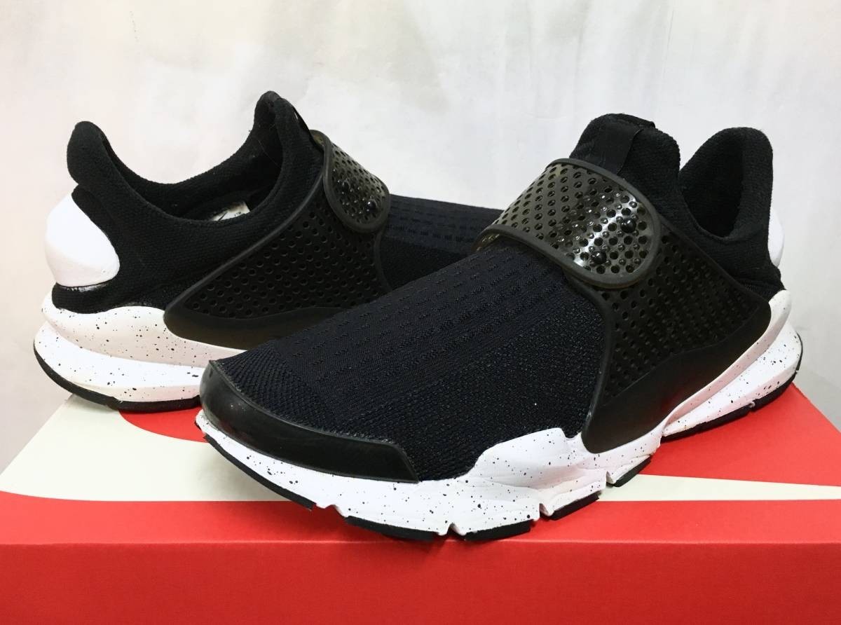 【新発売】 NIKE SOCK DART SE US9 27cm ブラック/ホワイト ナイキ ソックダート 黒白 スニーカー 靴 833124 001 27.0cm 【新発売】 NIKE SOCK DART SE US9 27cm ブラック/ホワイト ナイキ ソックダート 黒白 スニーカー 靴 833124 001 27.0cm