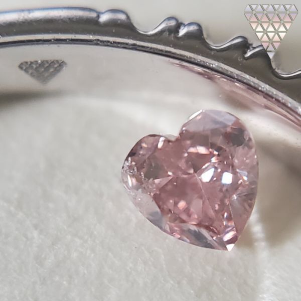 0.134 ct Fancy Intense Orangy Pink SI2 Heart CGL 天然ピンクダイヤモンドルースハート DIAMOND EXCHANGE FEDERATION_DIAMOND EXCHANGE FEDERATION