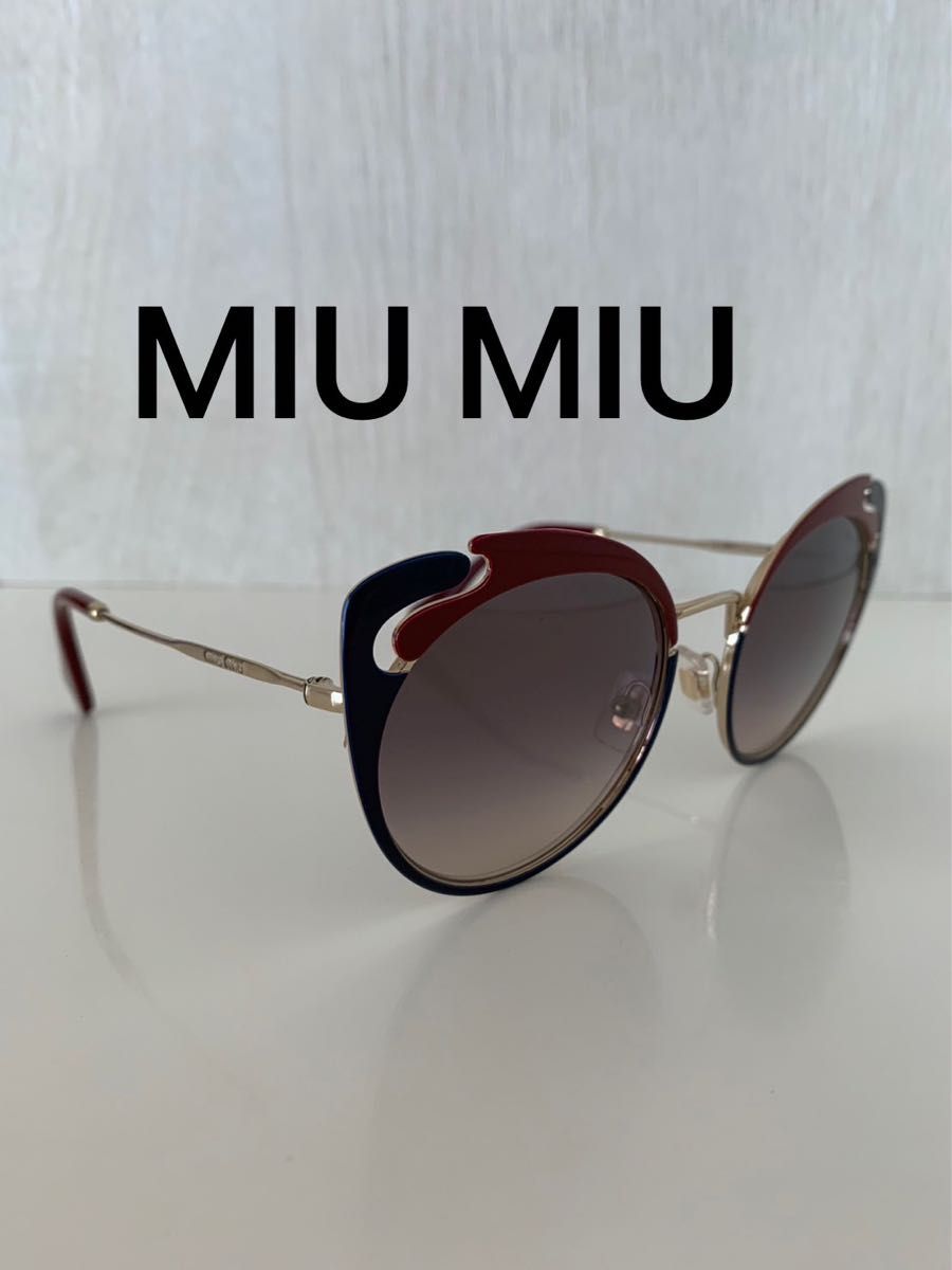 ミュウミュウ MIU MIU ノワールサングラス