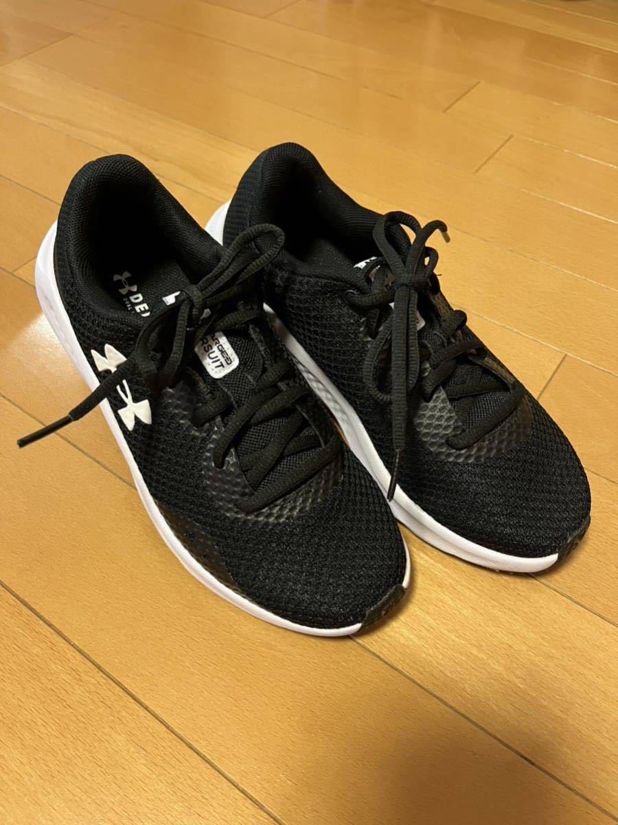  Under Armor (UNDER ARMOUR)( lady's ) Charge dopa Hsu to3 black 3024889 001 wide wide width sneakers 