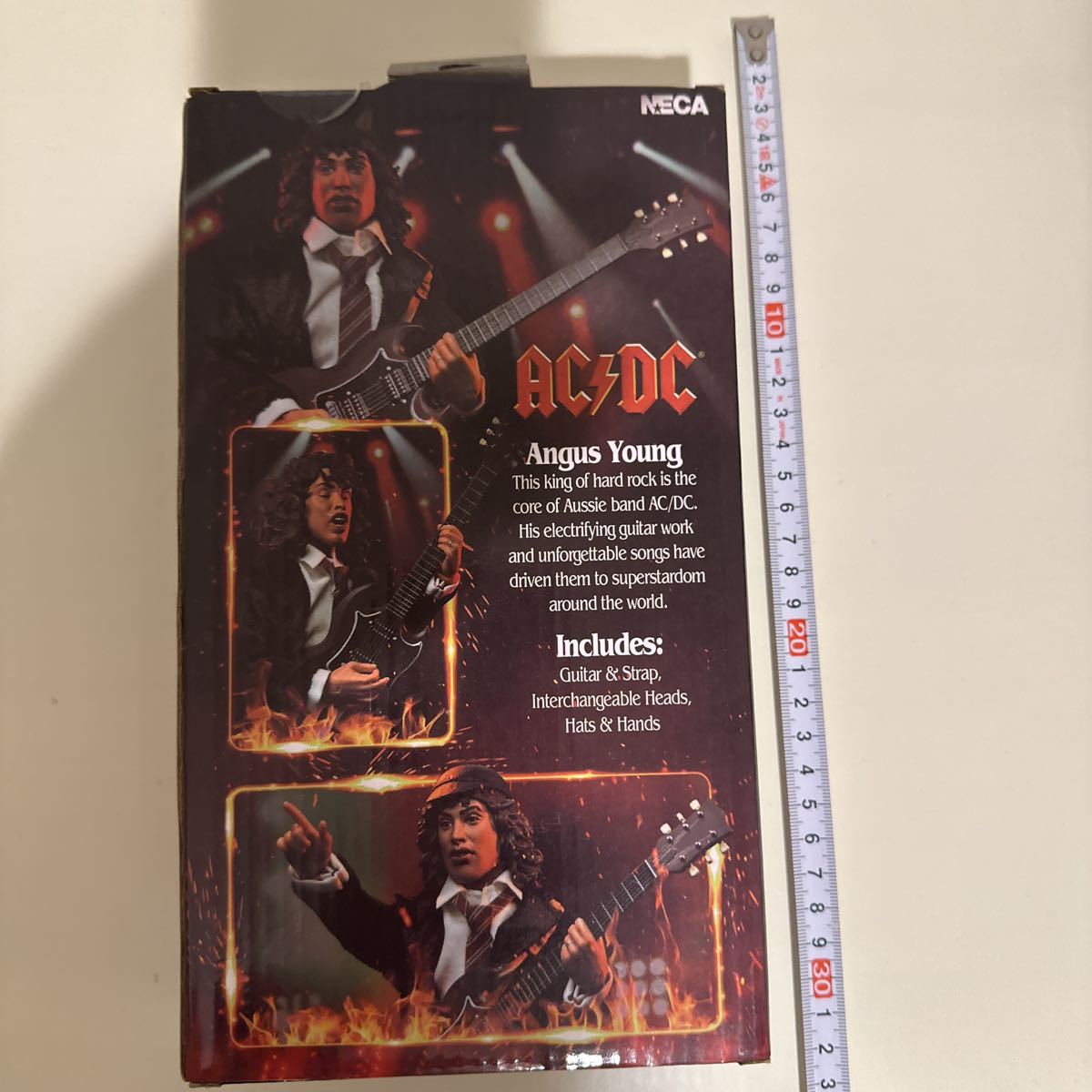 アンガス　ヤング　AC DC フィギュア　ANGUS YOUNG NECA AC/DC ACDC_画像5