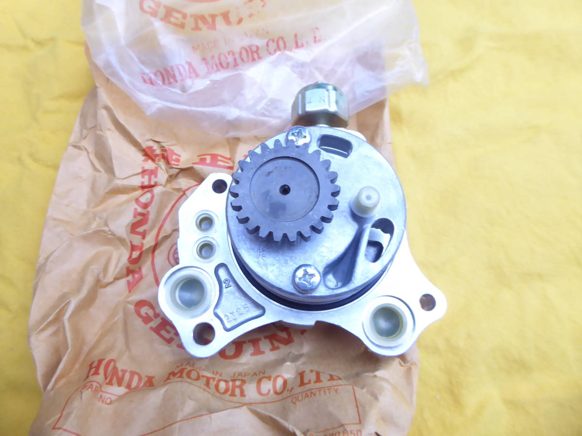 CB400F CB350F NOS純正オイルポンプASSY(15100-333-010）_画像3