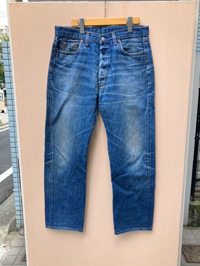 uk vintage Levi's 501 denim リーバイスデニム　イギリス　リーバイス　ブルーデニム　ストレートパンdenim pants MV962_画像1