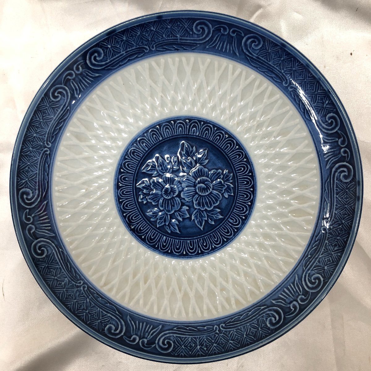 【中古/現状品/KSH】丸皿 盛皿 中皿 陶器 径約21.5cm 和食器　MZ0710_画像2
