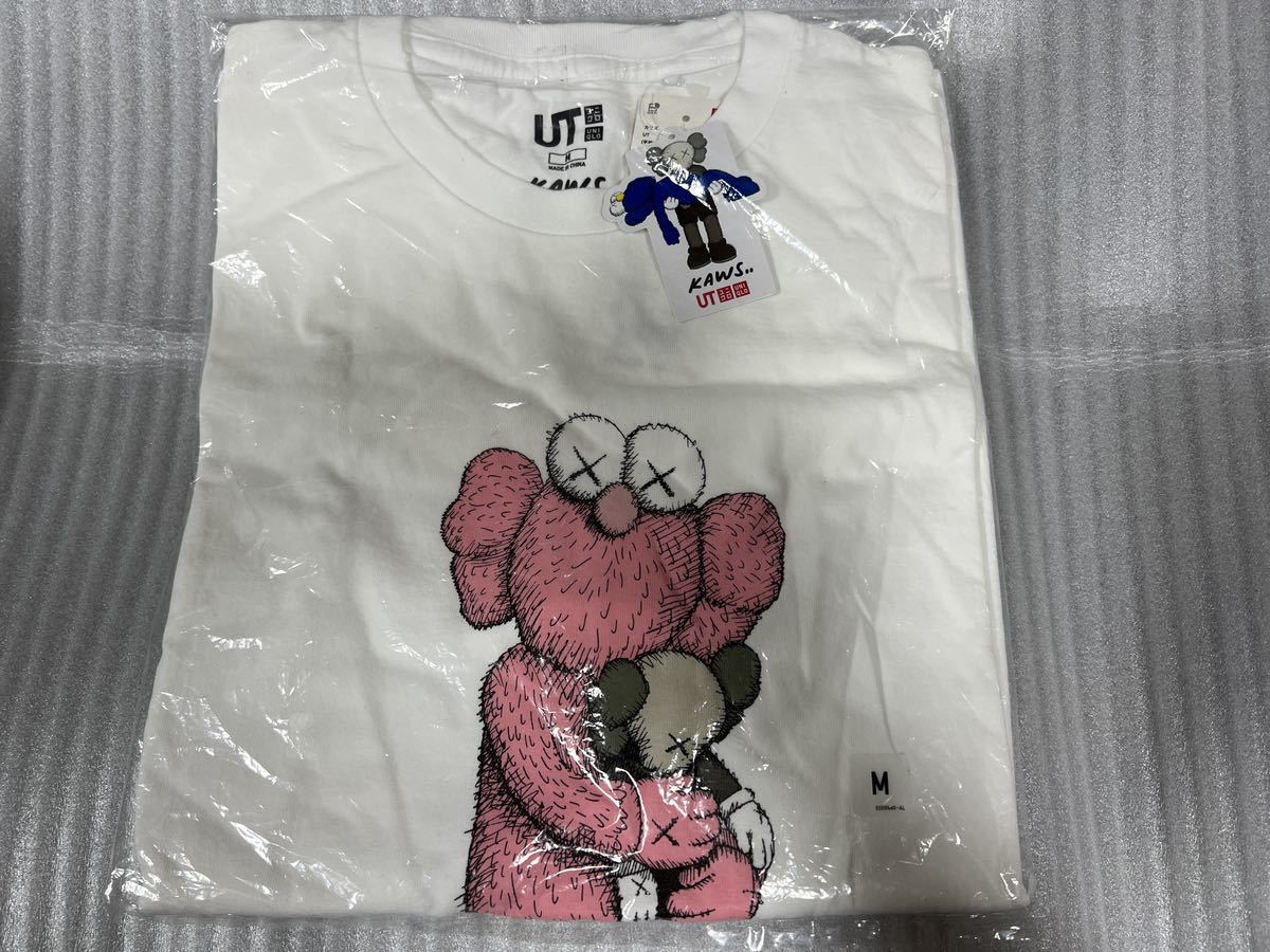 ☆新品未使用☆UNIQLO ×KAWS UTユニクロ×カウズ コラボ サイズM②