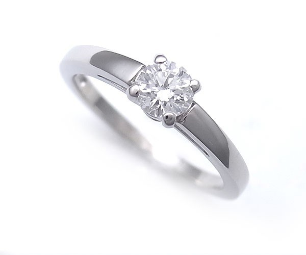 【緑屋質屋】ブルガリ　グリフソリテールダイヤモンドリング　0.306ct　E　VS1　Pt950【中古】