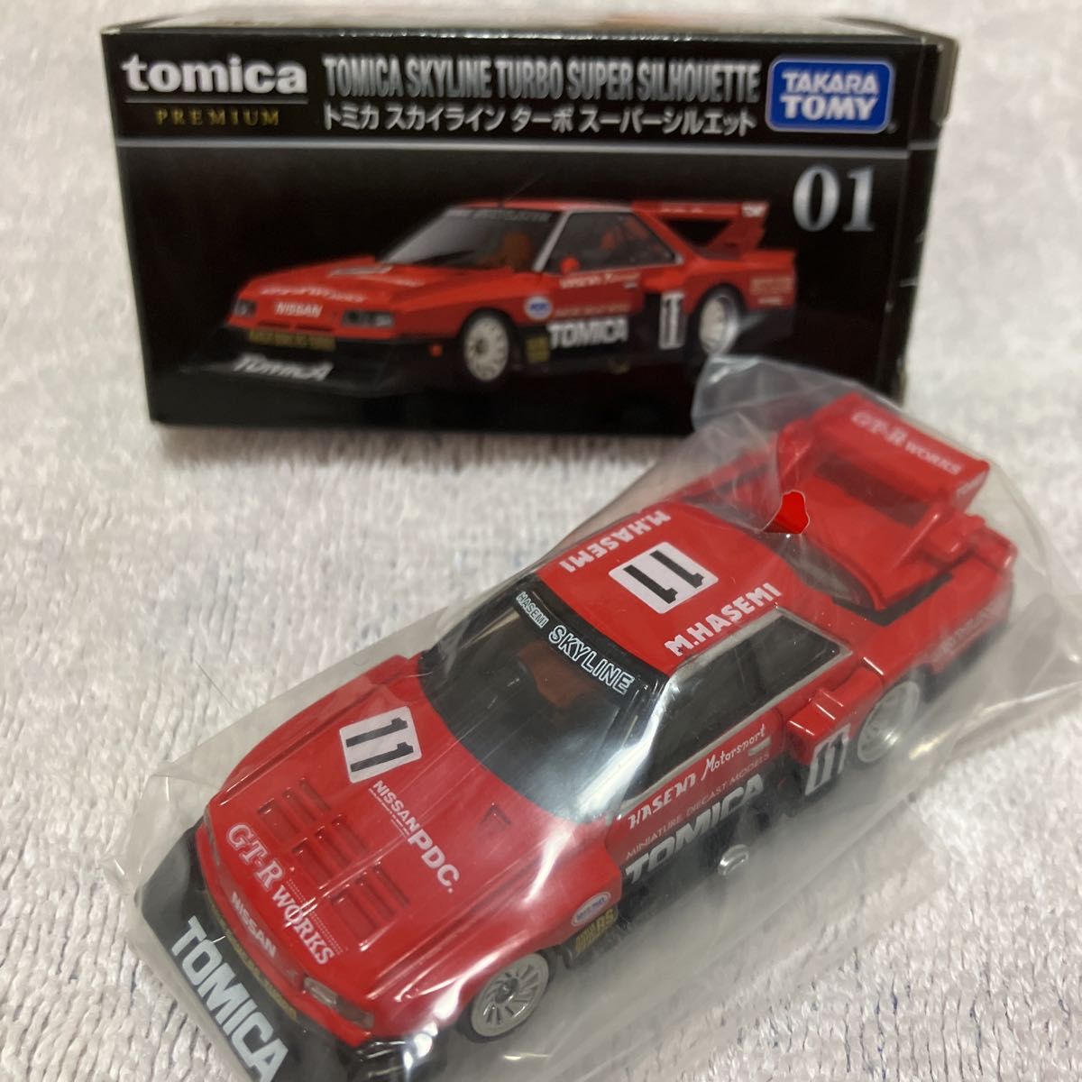 トミカ プレミアム スカイライン GT-R BNR32 GT-R V-SPEC 2 Nur トミカ プレミアム スカイライン GT-R BNR32 GT-R V-SPEC 2 Nur
