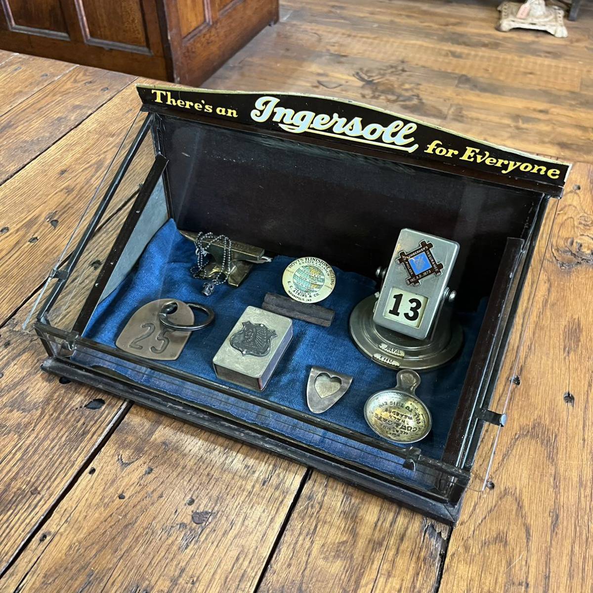 ANTIQUESガラスケース ショーケース 店舗什器 vintage ブロカント